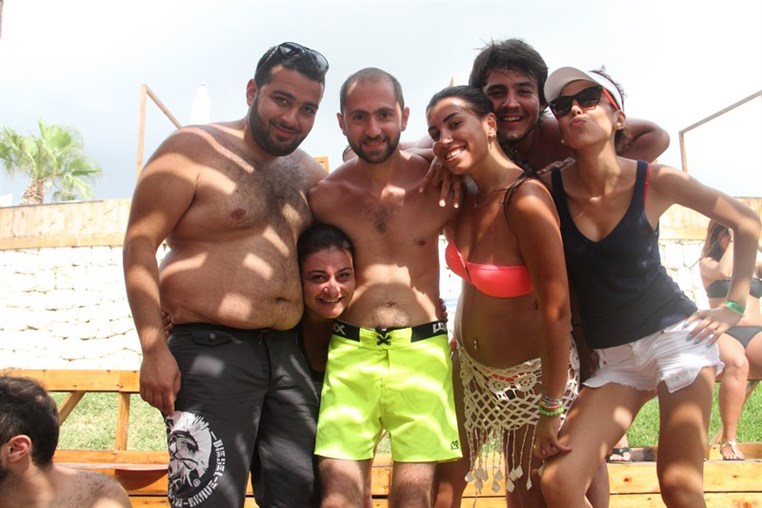 Cyan Beach Bar on Sunday